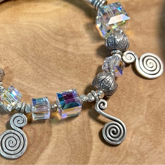 Vintage style Sterling Silver Bracelet with Swarovski beads - Picture 7 of 10